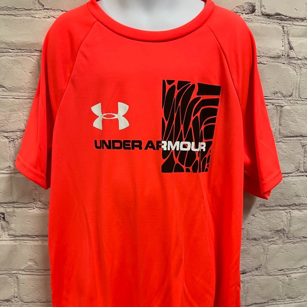 Boys Under Armour Short Sleeved Shirt